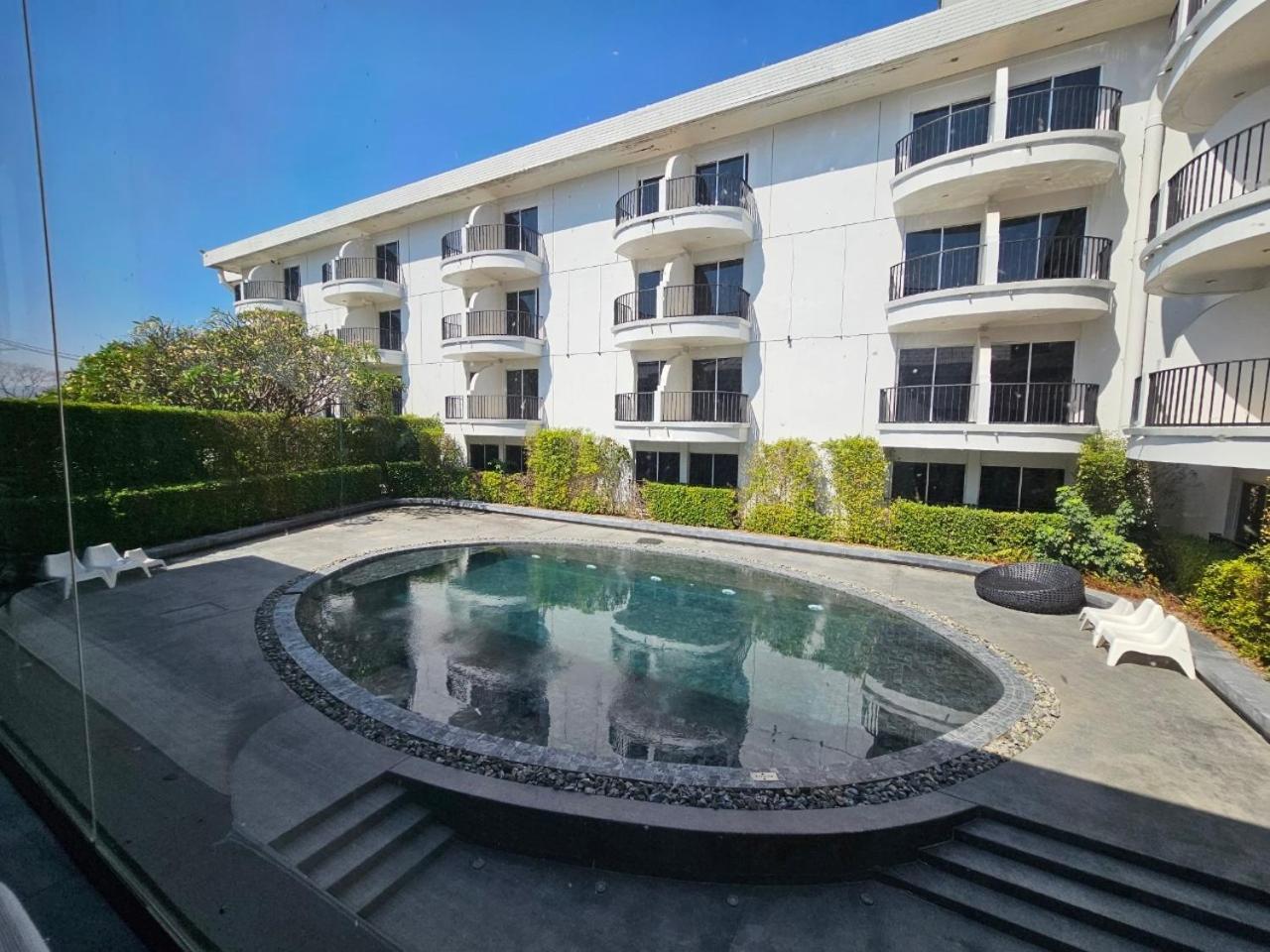 Mittapan Hotel Kanchanaburi Exteriér fotografie