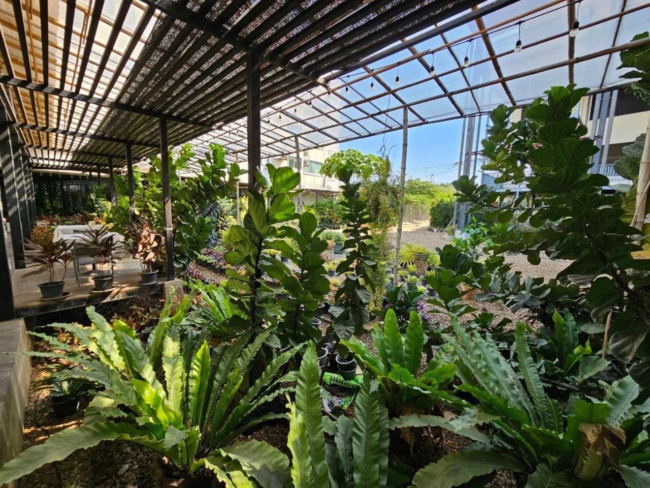 Mittapan Hotel Kanchanaburi Exteriér fotografie